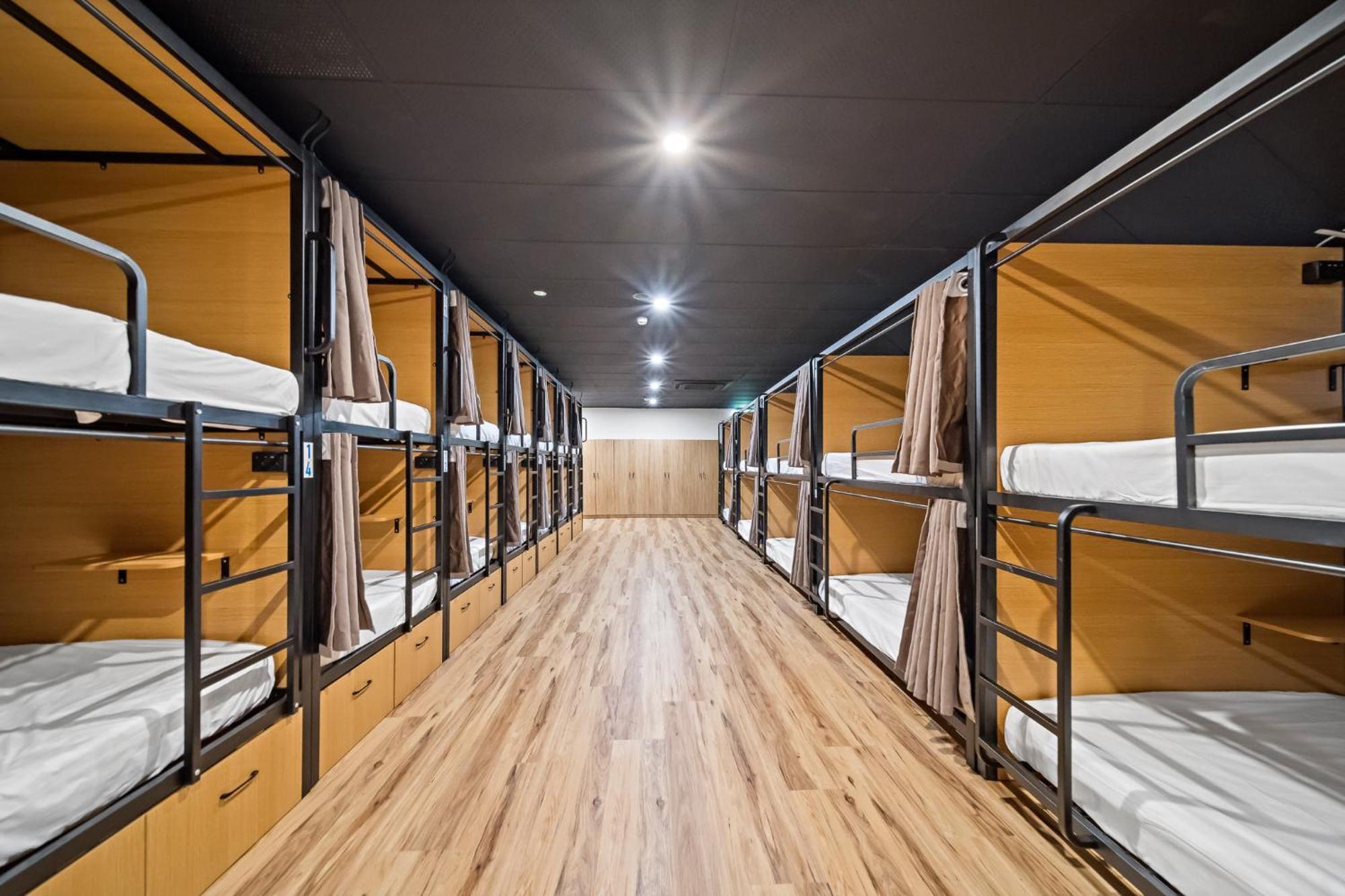 The Pier Pods On The Water- 50M From Townsville Bus Terminal And Ferry Terminal- Passport Id Requried Eksteriør billede